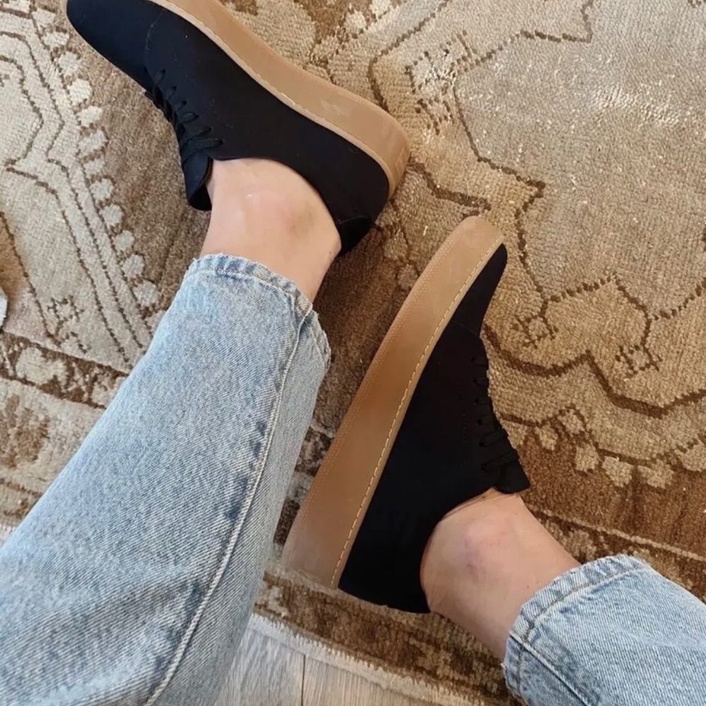 Jenni Kayne Black and Tan Platform Sneakers